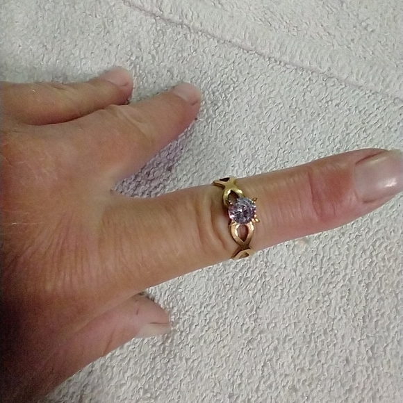 Goldtone stainless steel crystal ring 9 - Picture 1 of 6
